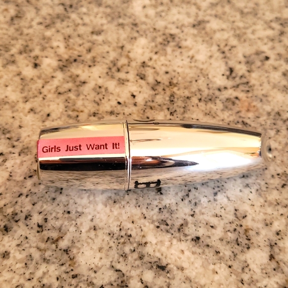 BedHead Lipstick - Love - Picture 2 of 5